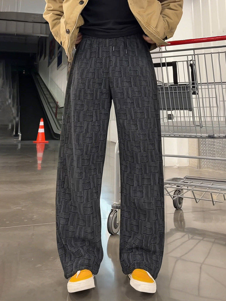 Black Tie-Dye Plaid Pants for Men, Autumn and Winter Heavy Fleece-Lined Curved Hem Sweatpants, Drapey, Non-Tight, Casual Flared Pants