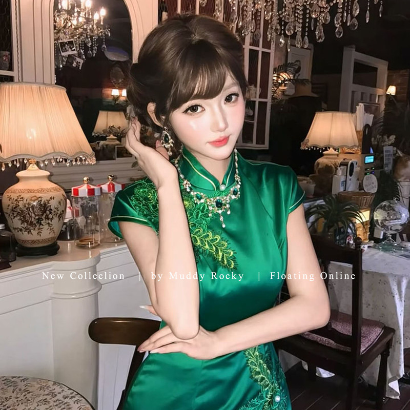 New Chinese-Style Dress for Women, Green Wedding Dress, Bride's Engagement Dress, Heavily Beaded, Modified Qipao, Fishtail Long Dress