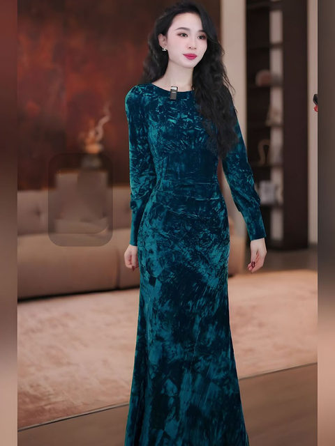 Mijie autumn and winter lady style velvet dress women's long-sleeved slimming high-end fishtail skirt temperament long skirt