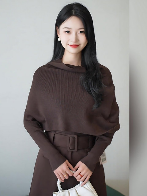 Mijie 2025 Autumn New Fashionable Coffee-Colored Fake Two-Piece Pleated Dress for Women, Elegant and Slimming Mid-Length Dress