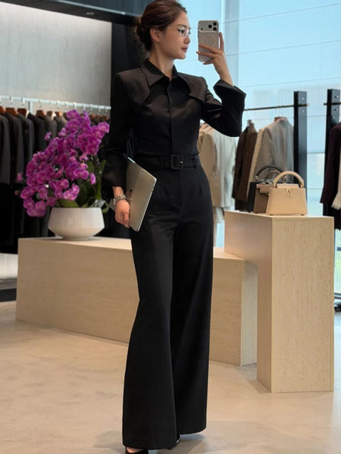 Minimalist Style Black Suit Lapel Shirt for Women, New Autumn and Winter Model, Slimming, Waist-Cinching, Elegant, High-End, Suitable for Work