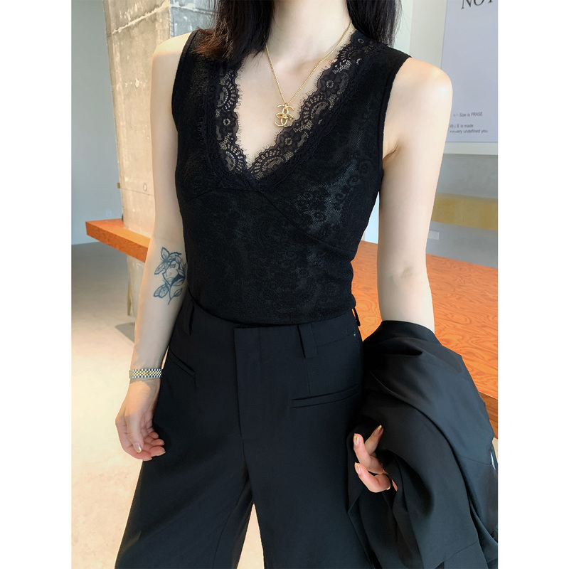 Prase Lulu【Lace Vest】Fashionable Lace V-Neck Versatile Sleeveless Vest for Women, Flattering for Slightly Plump Figures