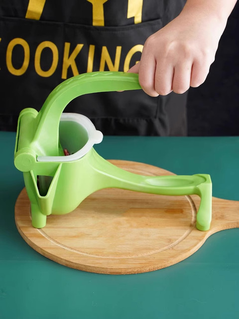 Manual Juicer Multifunctional Household Small Lemon Fruit Juicer Plastic Manual Juicer Juicer