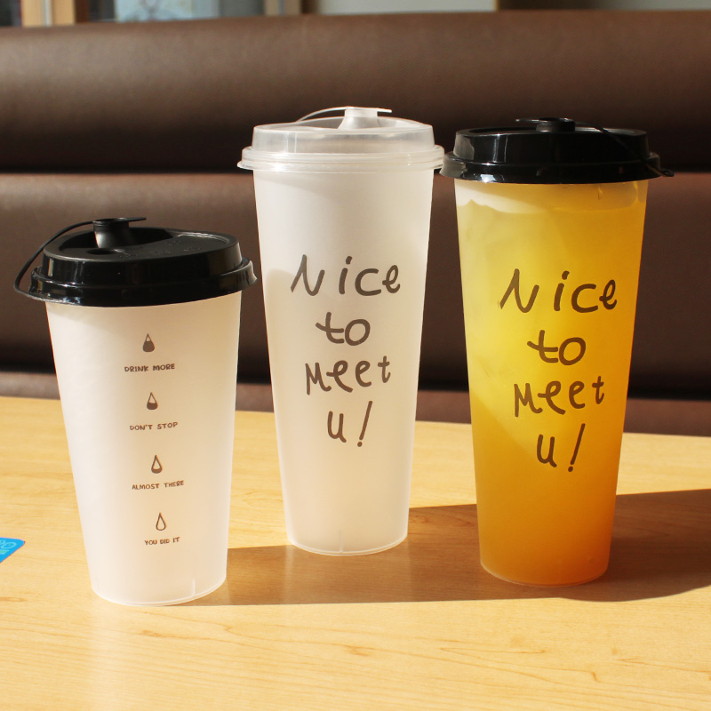 Disposable plastic cup thickened frosted injection cup packing cup milk tea drink cup 500 700ML with lid