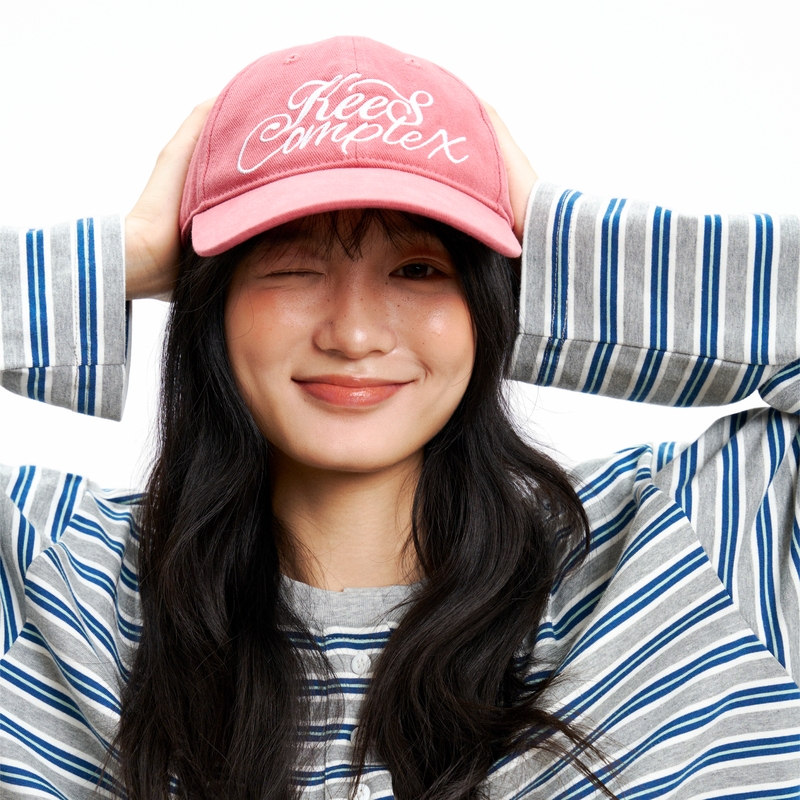 Kees Complex 25Aw Retro Pink-Brown Embroidered Letter Casual Versatile Baseball Cap for Men and Women