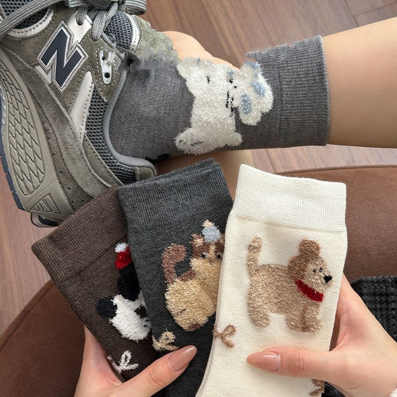 Cute Cartoon Puppy and Kitten Mid-Calf Socks for Women, Thickened for Autumn and Winter, Warm, Fashionable, Trendy, Versatile, Slouchy Mid-Calf Socks