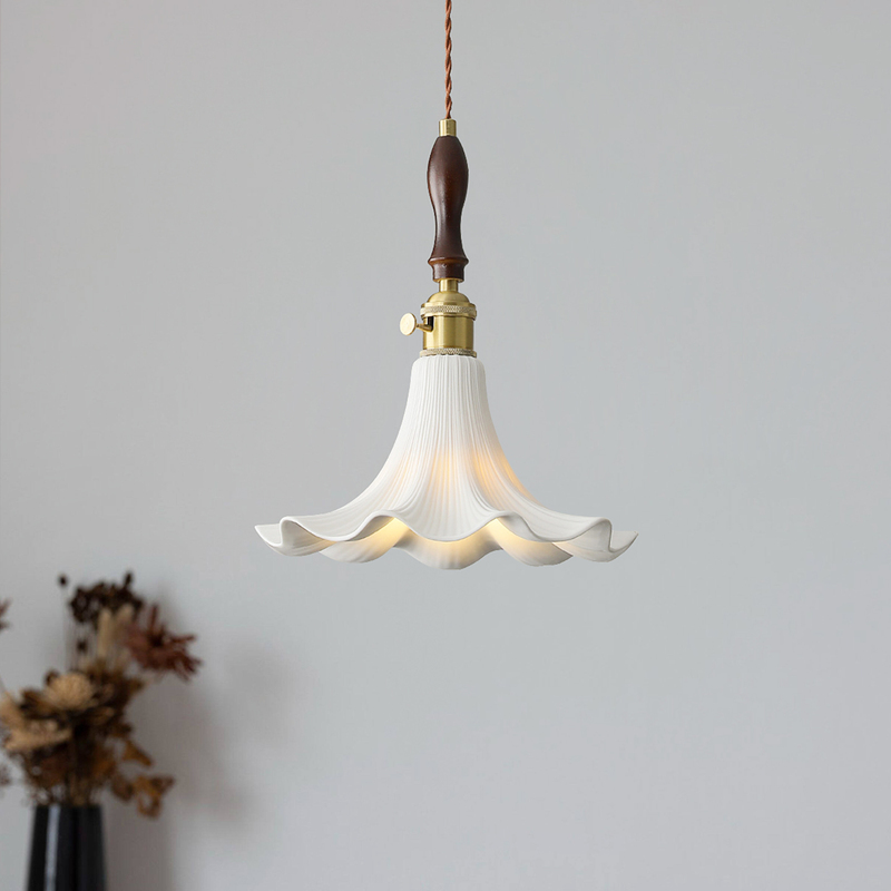 French-Style Vintage Internet-Famous Bedside Pendant Light, American Retro Floral Ceramic Solid Wood Dining Room Bar Counter Homestay Entryway Light