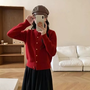 法式复古赫本风正肩圆领针织开衫