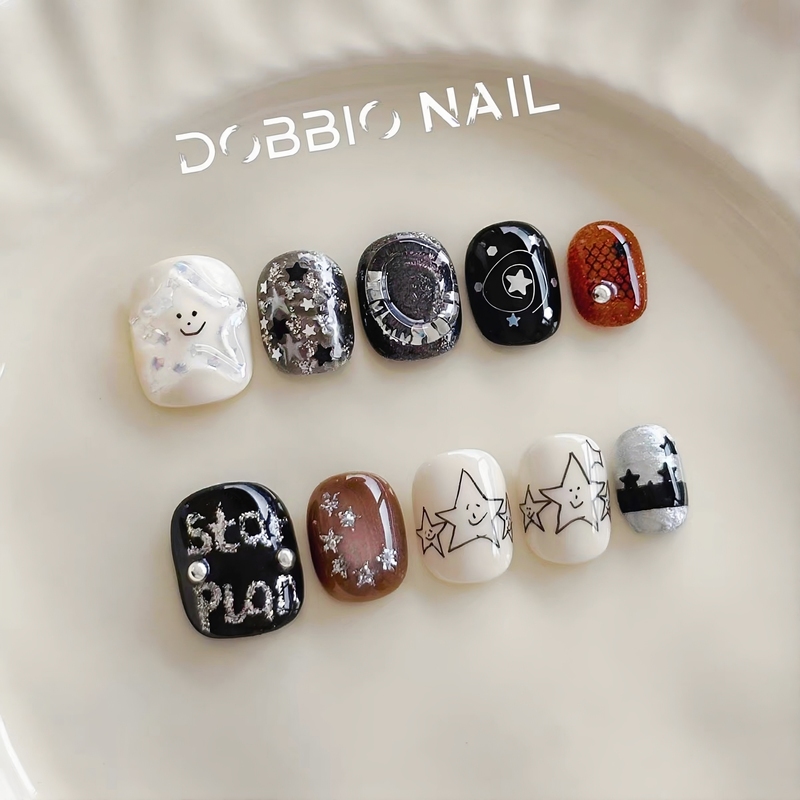 Dobbio【Star Dust Project】Sweet and Cool Niche Dark Style Handmade Wearable Nails High-End Short Nail Art Nail Tips