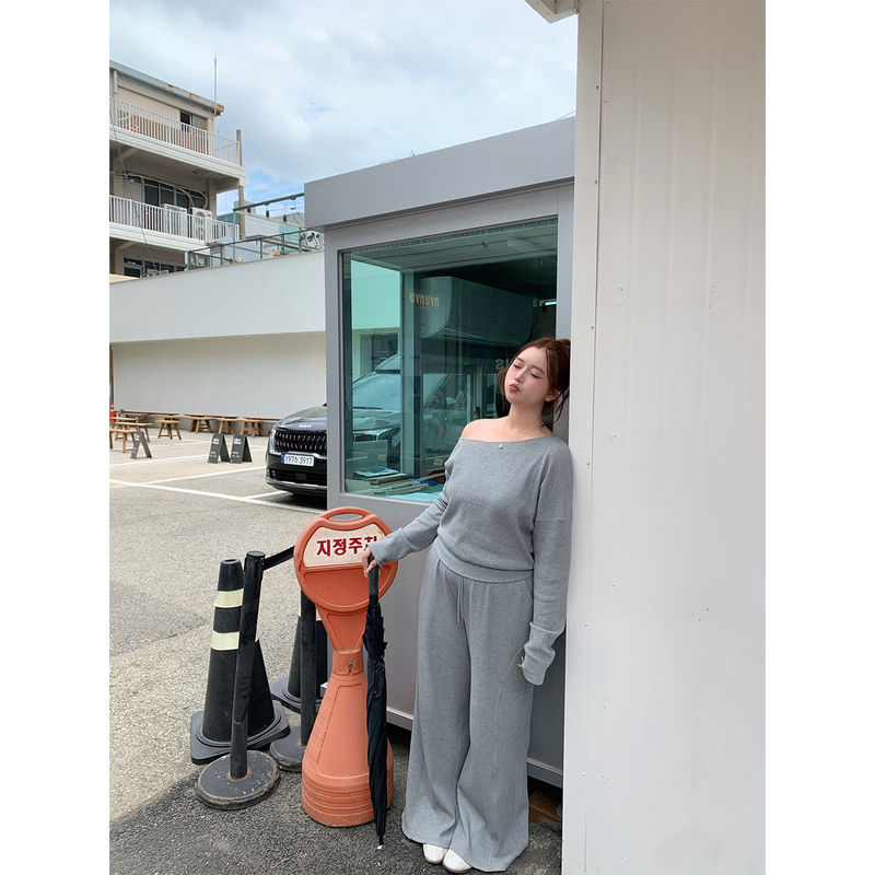 Yiiiiingy【Cleanfit随享】Waffle-Style Casual Off-Shoulder Plus-Size Women's Two-Piece Set for Autumn Yiiiiingy【Cleanfit随享】Waffle-Style Casual Off-Shoulder Plus-Size Women's Two-Piece Set for Autumn
