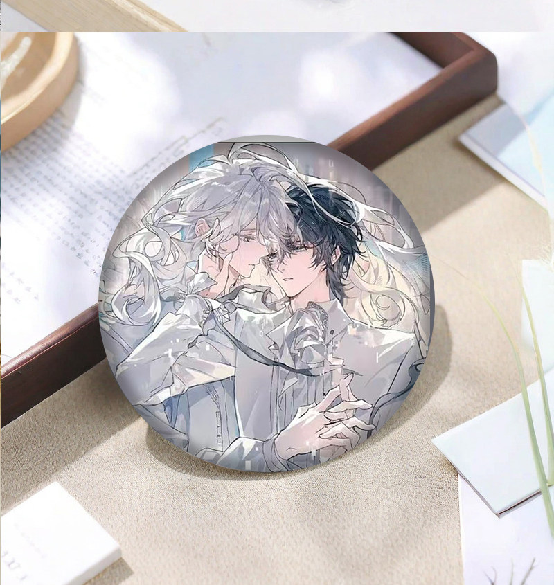 Bai Liu and Xie Ta badge lifestyle display