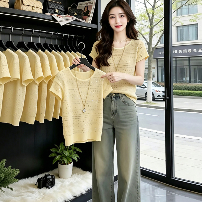 Fashion Master Luxury Design Sequin Hollow-Out Round Neck Knitwear 2026 Summer Fashion Master Luxury Design Sequin Hollow-Out Round Neck Knitwear 2026 Summer