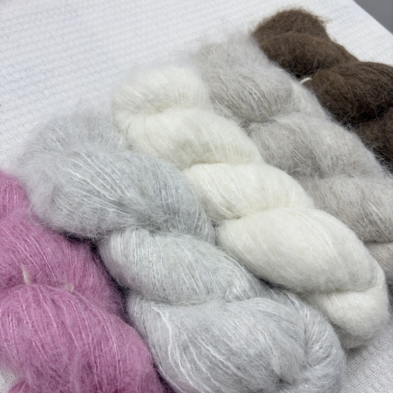 Peruvian National Treasure-Grade Fur-Like Alpaca Is Warm, Comfortable, Soft, Delicate and Breathable Peruvian National Treasure-Grade Fur-Like Alpaca Is Warm, Comfortable, Soft, Delicate and Breathable