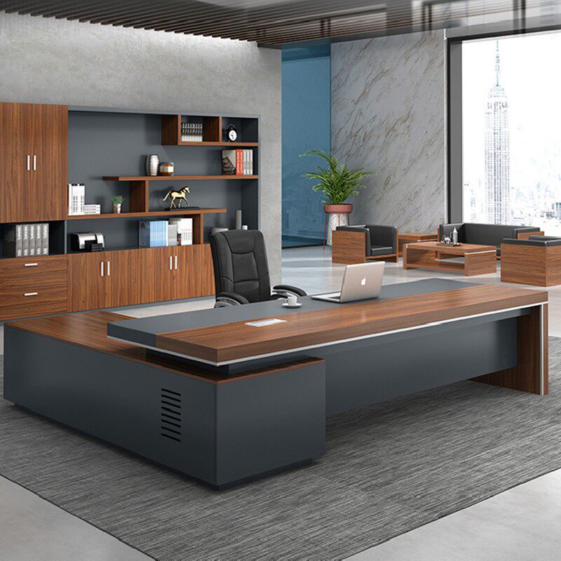 Desks, Office Chairs, Second-Hand Furniture, Used Goods Market, Old Furniture, Tables, Second-Hand Tables and Chairs