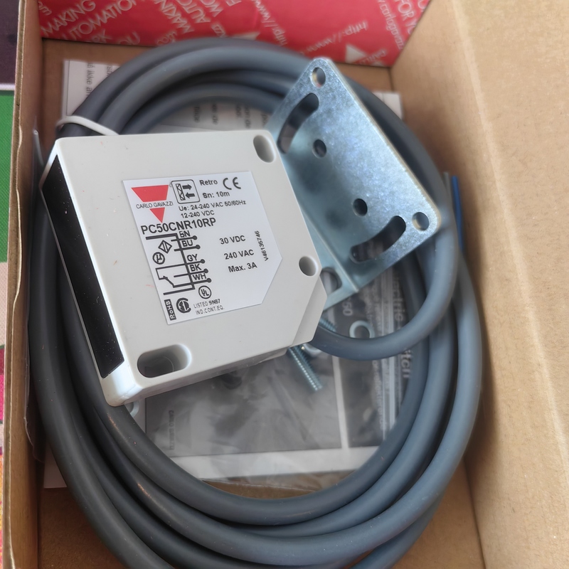 Pc50Cnd10Rp/M1/Ba Original Swiss Carlo Mann Reflective Square Photoelectric Switch Sensor