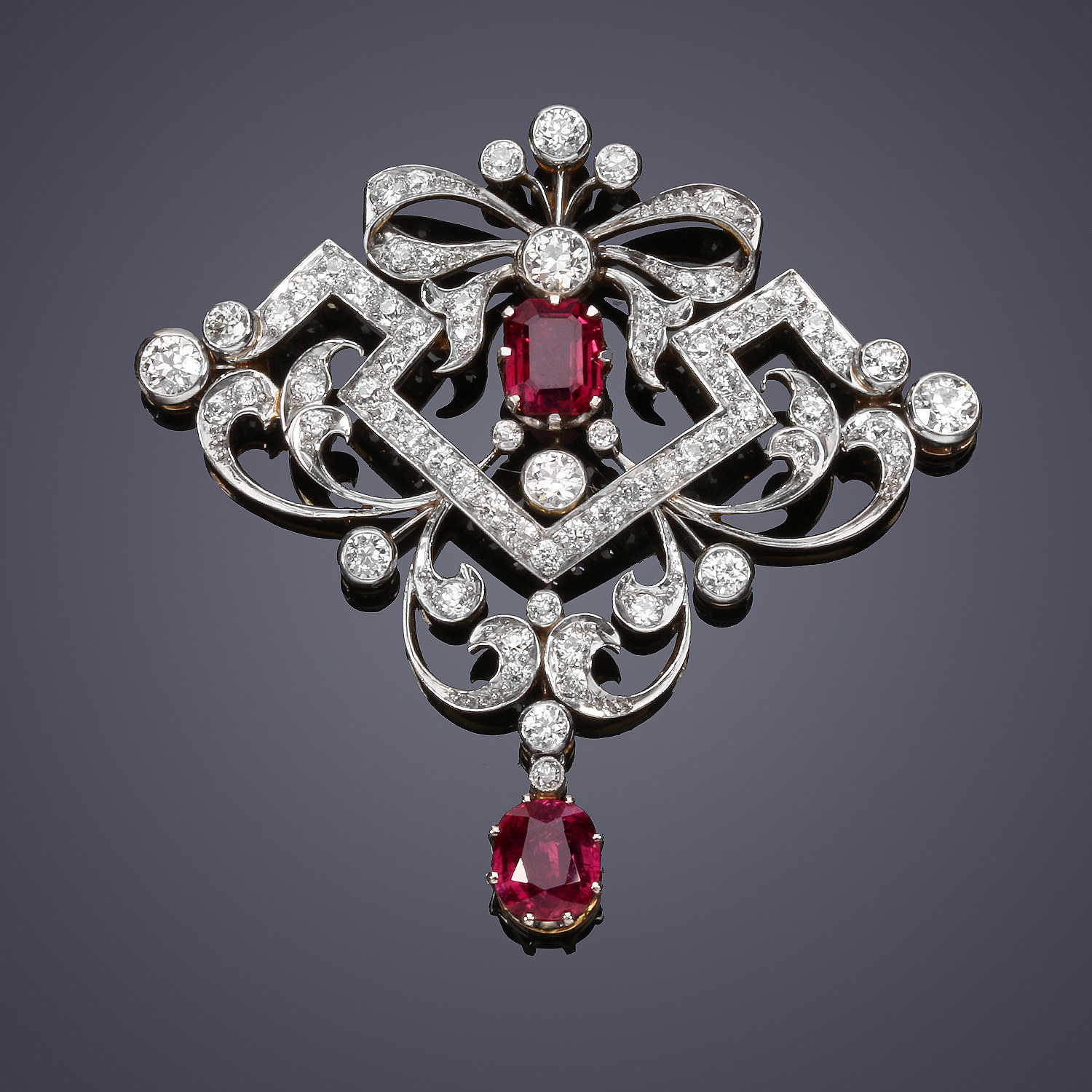 Fashion】亚洲首展服饰历史珍品，细赏法国，百年时尚风华- 星岛环球网, image size:1500x1500