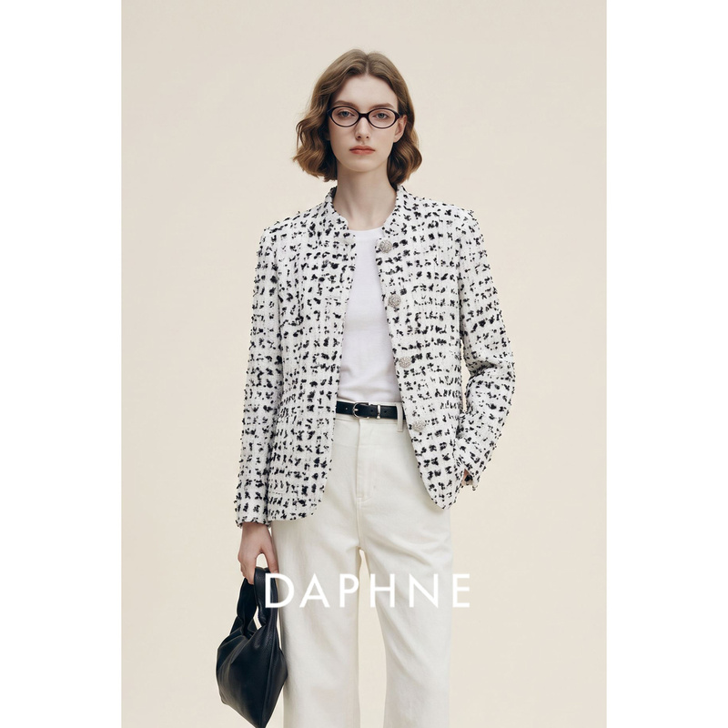 Daphne Daphne Chanel-Style Cotton Black and White Tweed Short Jacket for Women, Autumn Plaid Slimming and Elegant Silhouette Jacket Daphne Daphne Chanel-Style Cotton Black and White Tweed Short Jacket for Women, Autumn Plaid Slimming and Elegant Silhouette Jacket