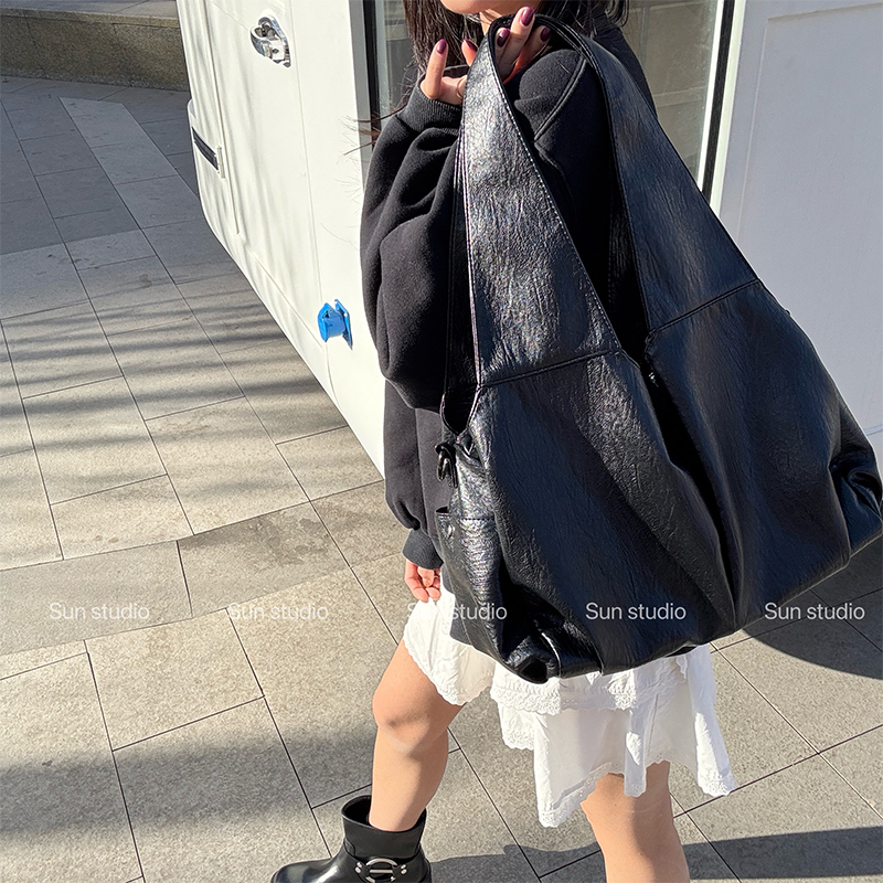 【Sun·Studio】Nine Pockets/Retro Waxed Leather/Black Large-Capacity Tote Bag for Commuting to Class