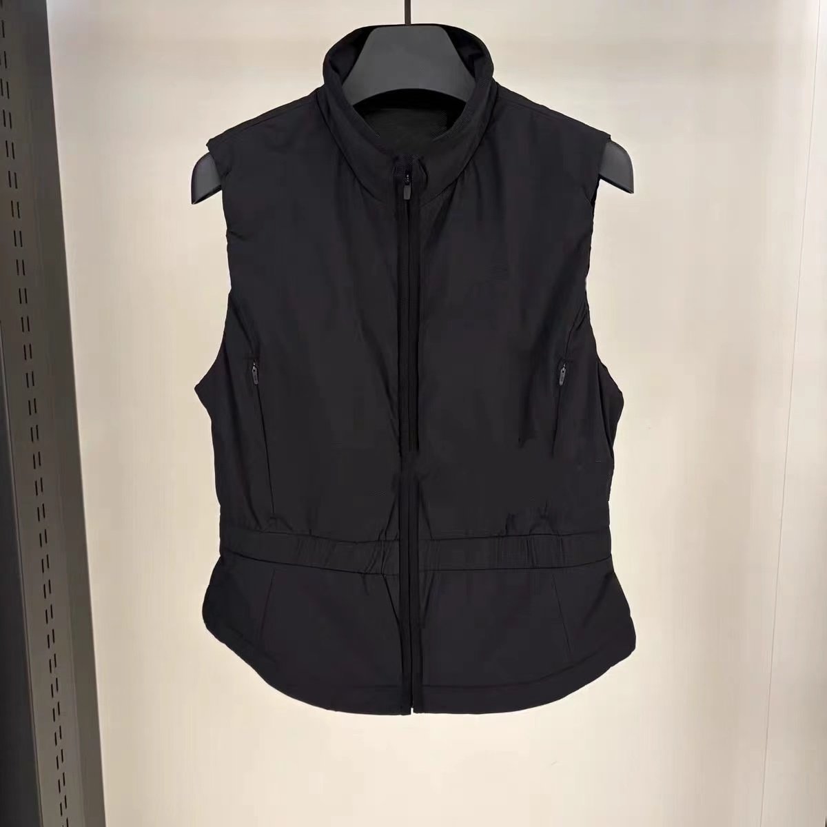 2026年冬天女生休闲服装怎么选才算时尚又实用？