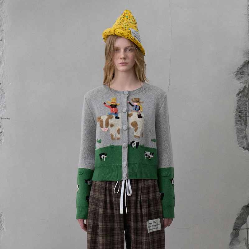 Cheeri Upi2026 Winter New Gray and Green Color Block Ranch Cow Embroidered Short Sweater Jacket for Women Cheeri Upi2026 Winter New Gray and Green Color Block Ranch Cow Embroidered Short Sweater Jacket for Women