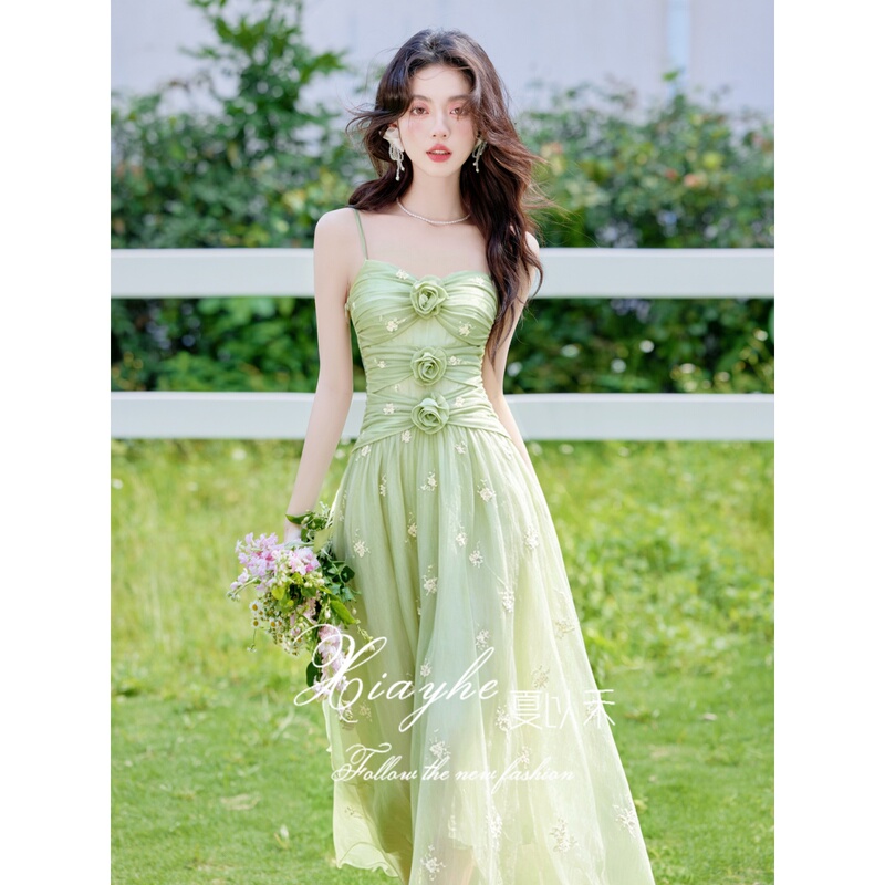 Summer Yihelai French Resort-Style Green Spaghetti Strap Dress for Women, New Summer Model, Stunning Seaside Elegant Long Dress Summer Yihelai French Resort-Style Green Spaghetti Strap Dress for Women, New Summer Model, Stunning Seaside Elegant Long Dress