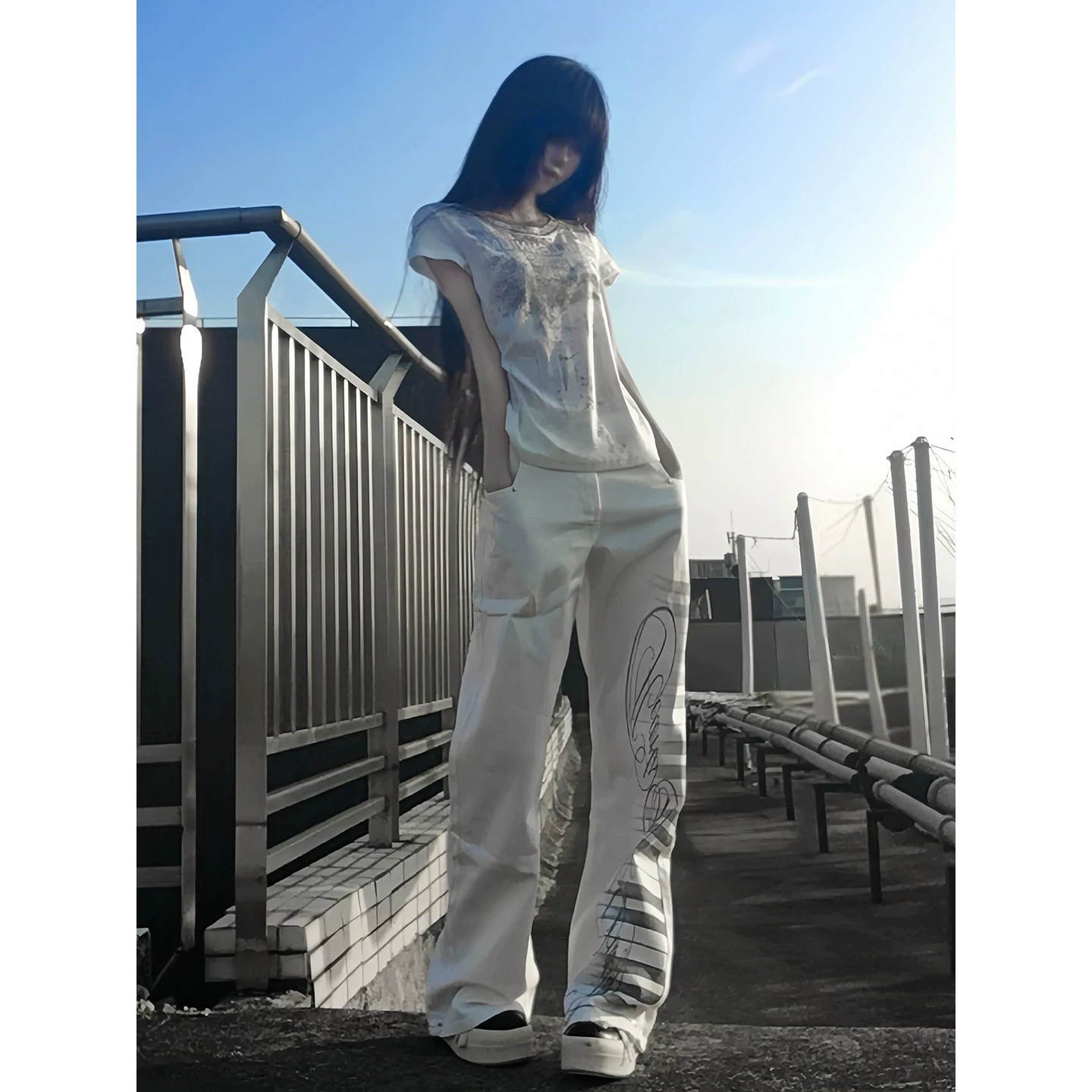 Футболка женская slim fit короткий рукав, летняя, грязно‑белая, размеры S–XL