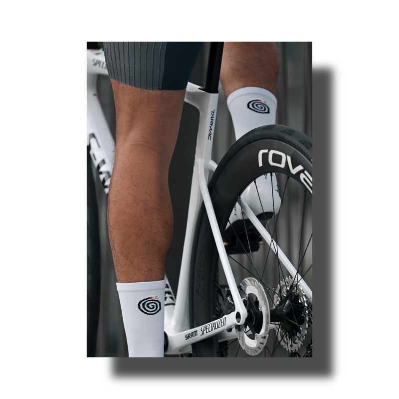 Ipa2533: Professional Cycling Socks | Sports Socks, Quick-Drying, Sweat-Absorbent, Breathable for All Seasons, High-End Long Tube, Creative White