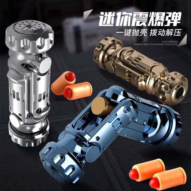 Folding Alloy Shell Ejecting Toy Gun - Realistic EDC Fidget Stress Relief Model O1CN01HLIf0y27jZTzYLY3m !!2219392277833