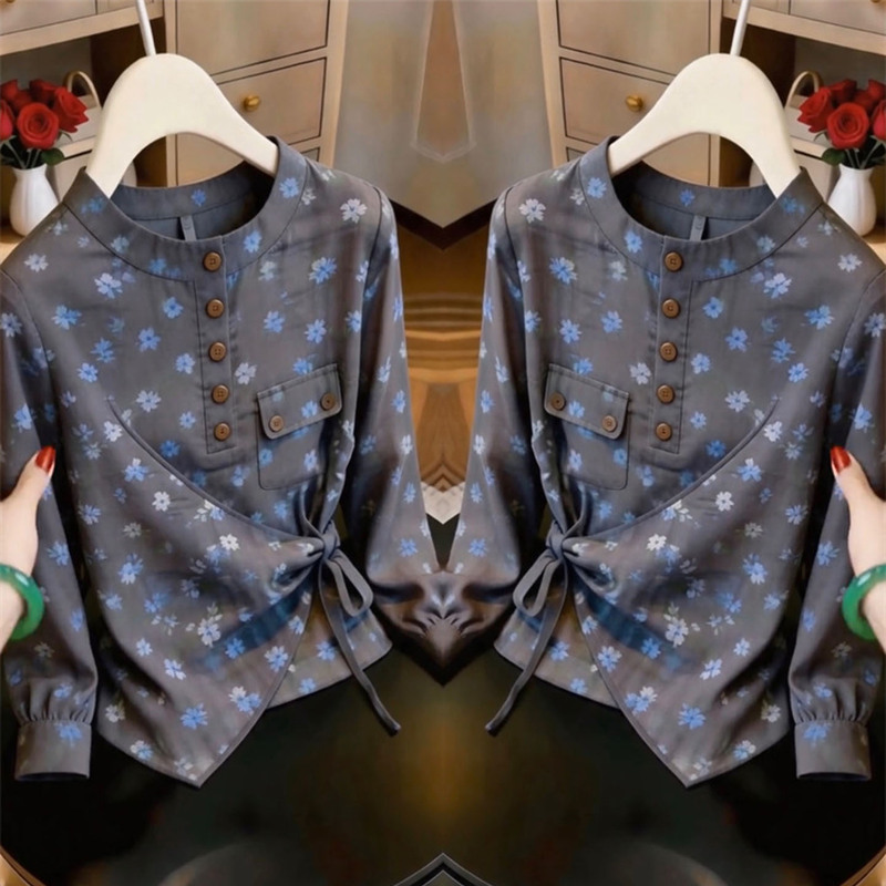 Retro Gray Floral Stand-Collar Long-Sleeve Shirt for Women with Diagonal Tie, Waist-Cinching, Irregular Hem, Slimming and Elegant Top Retro Gray Floral Stand-Collar Long-Sleeve Shirt for Women with Diagonal Tie, Waist-Cinching, Irregular Hem, Slimming and Elegant Top