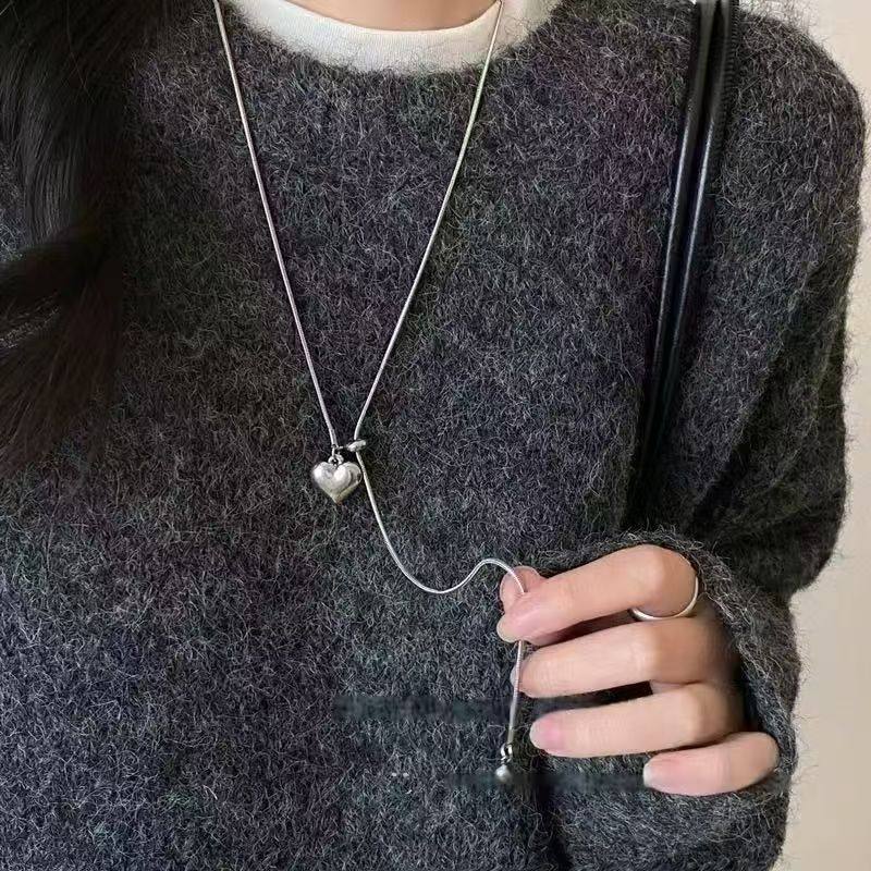 Autumn and Winter Necklace Collection Heart Camera Geometric Niche Necklace High-End Design Fashion Ins Style Sweater Accessories
