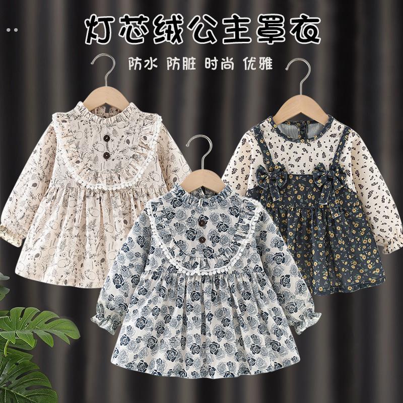 Children's smock for outerwear, fashionable autumn and winter style, baby girl's long-sleeved waterproof and anti-dirty baby apron for eating, bib for wearing backwards