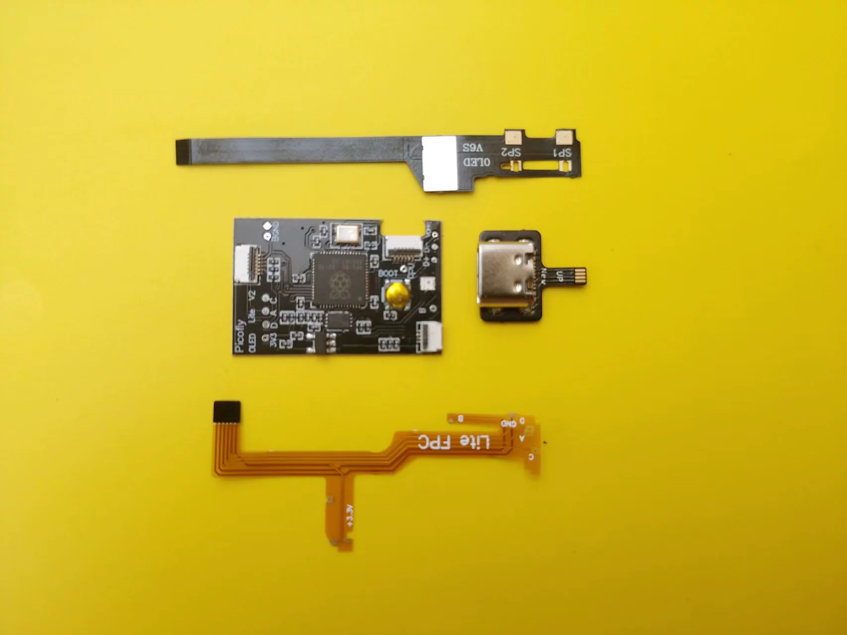 NRaspberry Pi чип rp2040Picofly Pico последняя версия