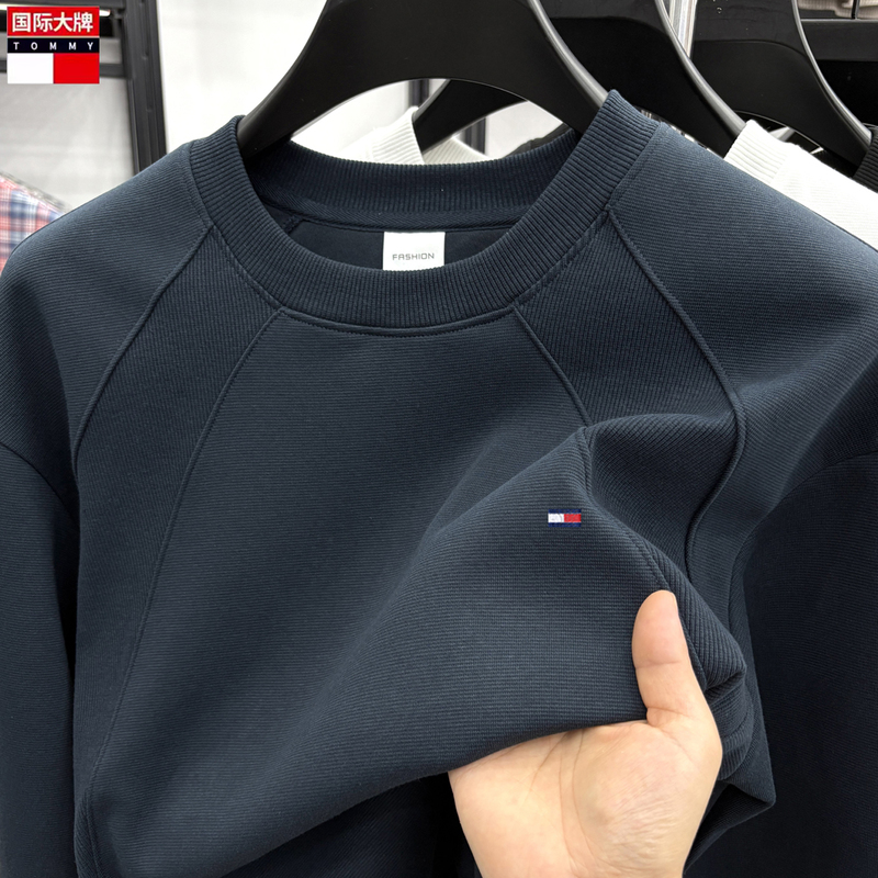 Tommy Tommy Men's Round Neck Long-Sleeve T-Shirt Casual Loose Fit Versatile Simple Pullover Sweatshirt Spring and Autumn Top Trendy Tommy Tommy Men's Round Neck Long-Sleeve T-Shirt Casual Loose Fit Versatile Simple Pullover Sweatshirt Spring and Autumn Top Trendy