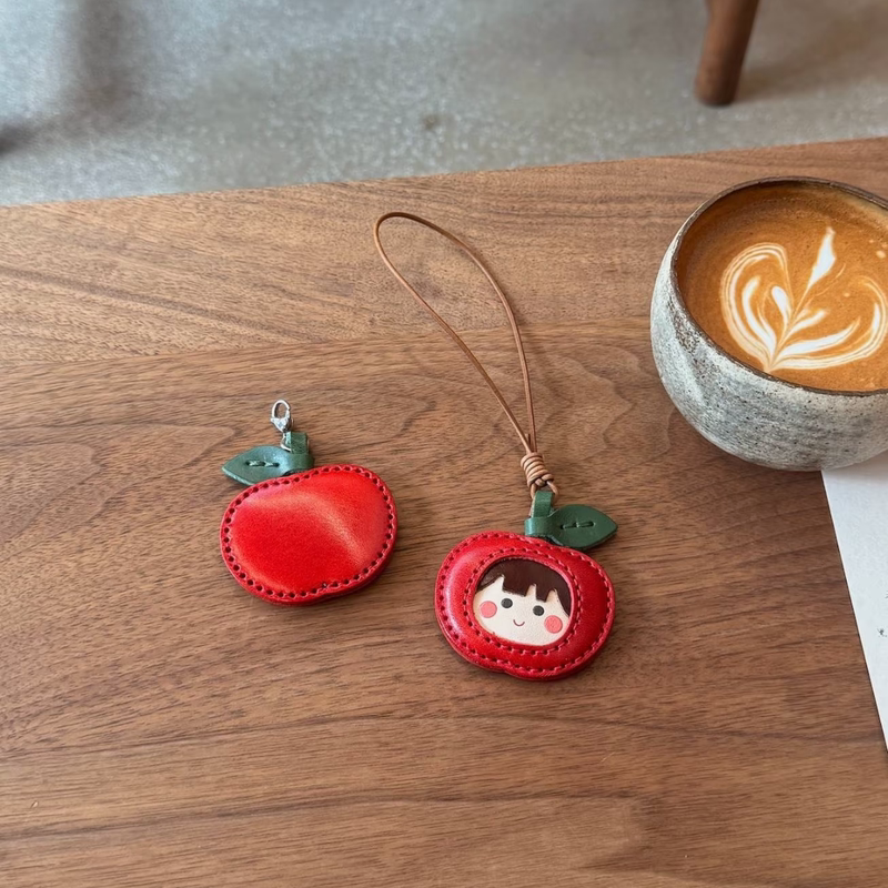 First-Layer Cowhide Apple Pendant Bag Charm, Same Style as Xiaohongshu, Car Keychain, Pet Accessory, Peace Fruit First-Layer Cowhide Apple Pendant Bag Charm, Same Style as Xiaohongshu, Car Keychain, Pet Accessory, Peace Fruit