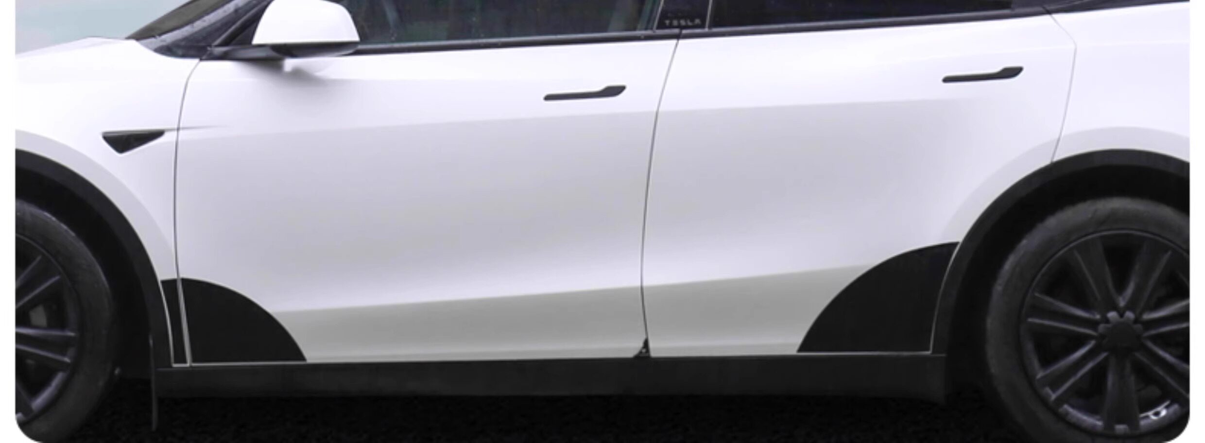 Tesla Model Y Rear Door Anti-Splash TPU Protective Film Accessories