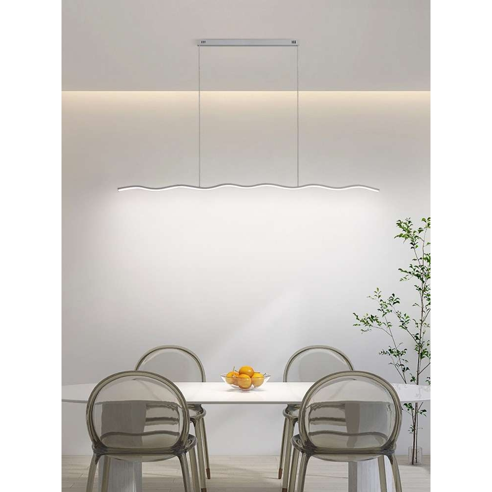 挪莫斯：简约线条中的奢华新主张