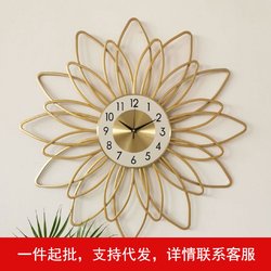 북유럽 분위기 현대 단순한 개인 창조적 인 시계 패션 거실 교수형 감시 철 시계 월경 시계