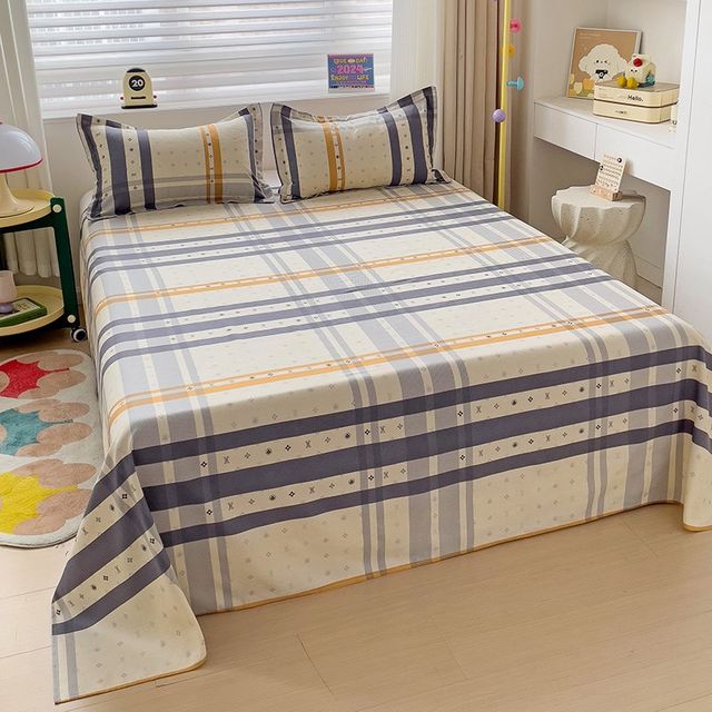2025 new four-piece set thickened skin-friendly simple bed sheet and quilt cover for home use four seasons universal bedding set