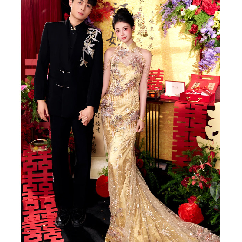 Heavy Embroidery Cheongsam Champagne Color High-End Bridal Engagement Dress Halter Neck Fishtail Elegant Temperament Dress Heavy Embroidery Cheongsam Champagne Color High-End Bridal Engagement Dress Halter Neck Fishtail Elegant Temperament Dress