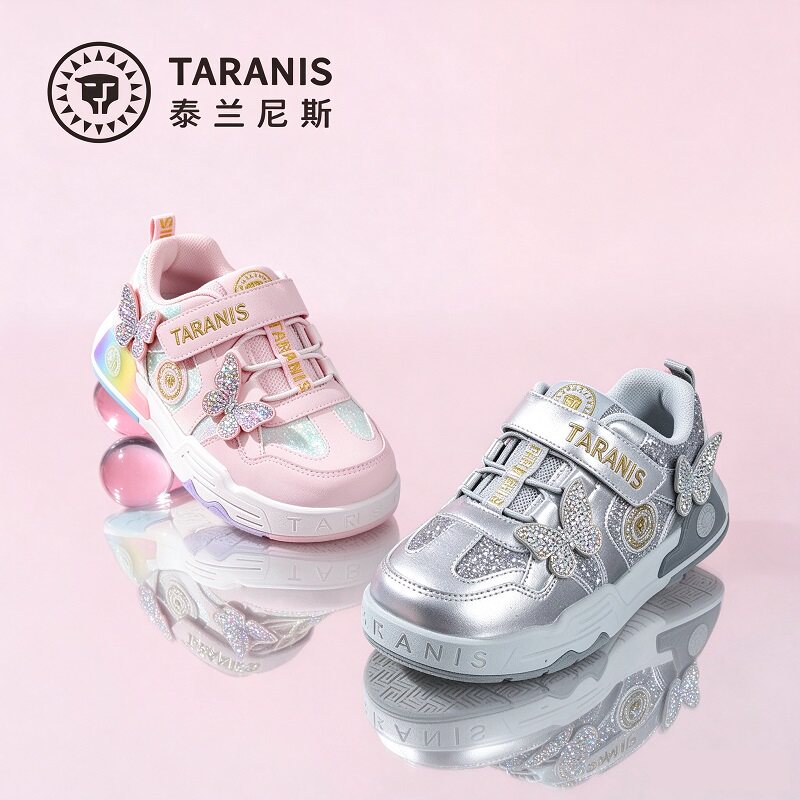 泰兰尼斯童鞋2026秋季新款儿童闪钻小女孩板鞋软底女童银色运动鞋 尼秋实拍商品图