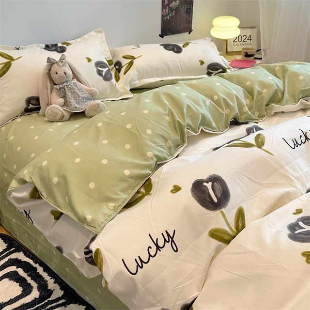 Bed sheets, four-piece set, autumn and winter bedding, three-piece set, dormitory single student cartoon quilt cover, 2023 new style