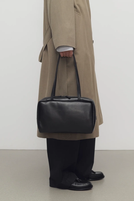 [Row Oem] Jennie's Same Style Astra Sheepskin Shoulder Bag, Minimalist Commuter Underarm Bag, Boston Bag