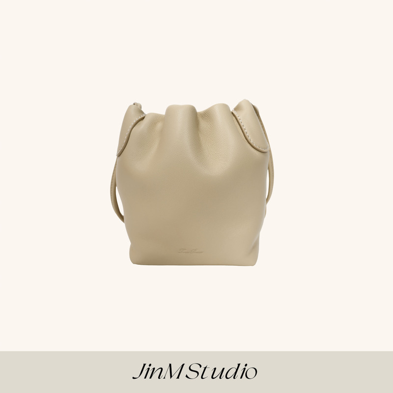 Jinmstudio丨Sheepskin Fashion Light Luxury Bucket Single-Shoulder Crossbody Handbag 642601A0262 Jinmstudio丨Sheepskin Fashion Light Luxury Bucket Single-Shoulder Crossbody Handbag 642601A0262