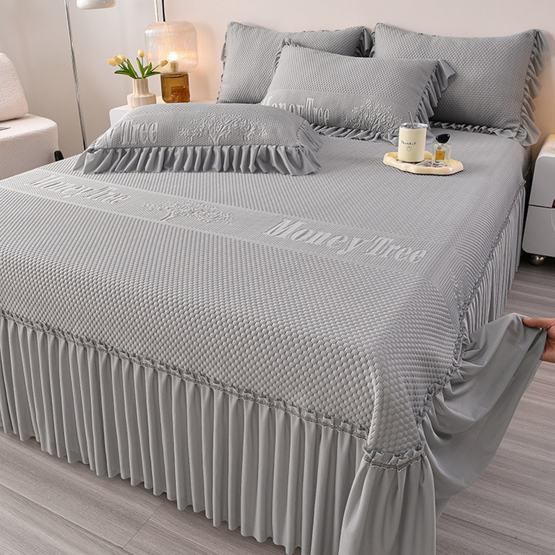 Crystal Home Textiles Summer Ice Bean Cooling Mat Three-Piece Set Bed Skirt Bed Cover Lace Style Ice Silk Mat Bedspread Machine Washable Crystal Home Textiles Summer Ice Bean Cooling Mat Three-Piece Set Bed Skirt Bed Cover Lace Style Ice Silk Mat Bedspread Machine Washable
