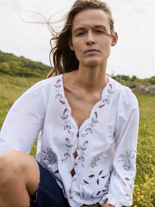 Sissel Edelbo Danish Niche French Fashion Colorful Floral Cut-Out Lace Long-Sleeve V-Neck Shirt