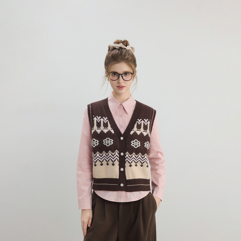 Bzxo Niche Design Fair Isle Knitted Vest for Women, New Spring and Autumn V-Neck Casual Versatile Layering Sweater Bzxo Niche Design Fair Isle Knitted Vest for Women, New Spring and Autumn V-Neck Casual Versatile Layering Sweater