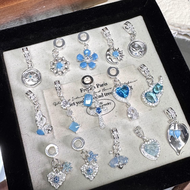 Deep Space and Blue Blue Zircon Pendant Copper Plated Thick Silver Color-Retaining Pendant DIY Bracelet Necklace Jewelry Deep Space and Blue Blue Zircon Pendant Copper Plated Thick Silver Color-Retaining Pendant DIY Bracelet Necklace Jewelry