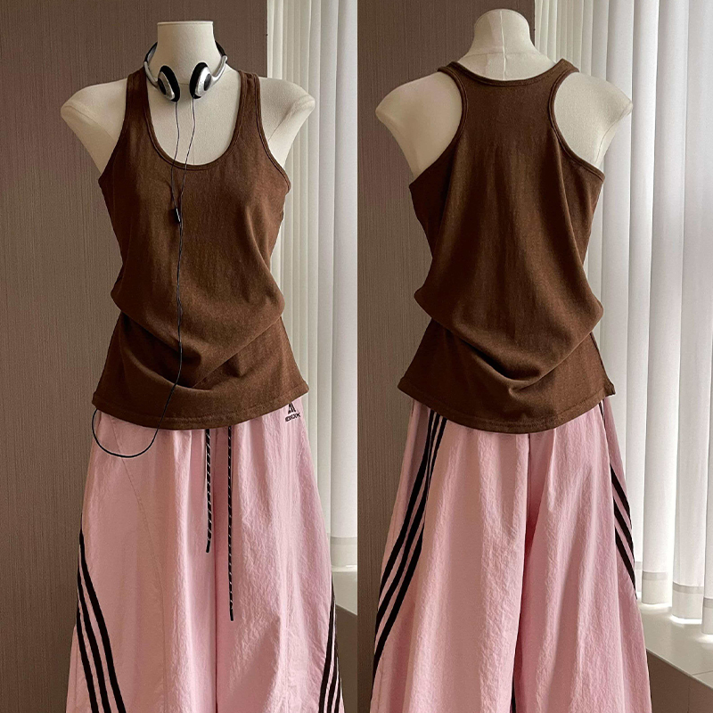 Huang Jiji Coffee-Colored Cotton and Linen Camisole for Women, 2026 New Style, Loose and Versatile, Can Be Worn as an Outer Layer or as a Base Layer Huang Jiji Coffee-Colored Cotton and Linen Camisole for Women, 2026 New Style, Loose and Versatile, Can Be Worn as an Outer Layer or as a Base Layer