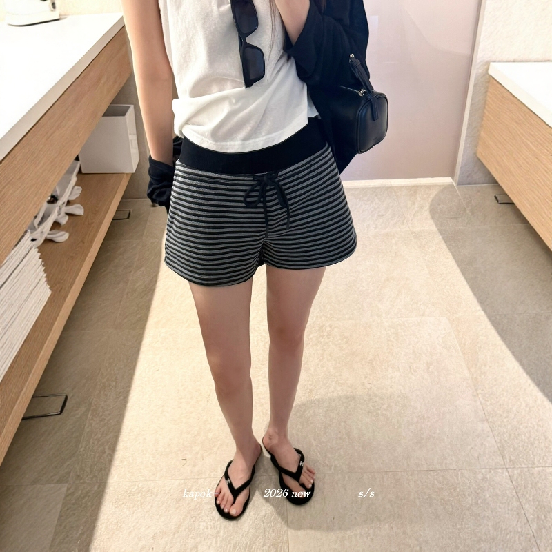Kapok 2026 Summer Style Lazy Drawstring Color-Block Striped Casual Shorts for Women Versatile Sports Slim-Fit Hot Pants