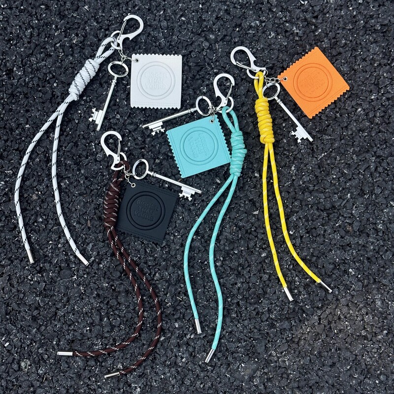 Original Design Miu-Style Braided Rope Bag Charm Multi-Color Leather Tt Keychain Niche Waist Accessory Original Design Miu-Style Braided Rope Bag Charm Multi-Color Leather Tt Keychain Niche Waist Accessory